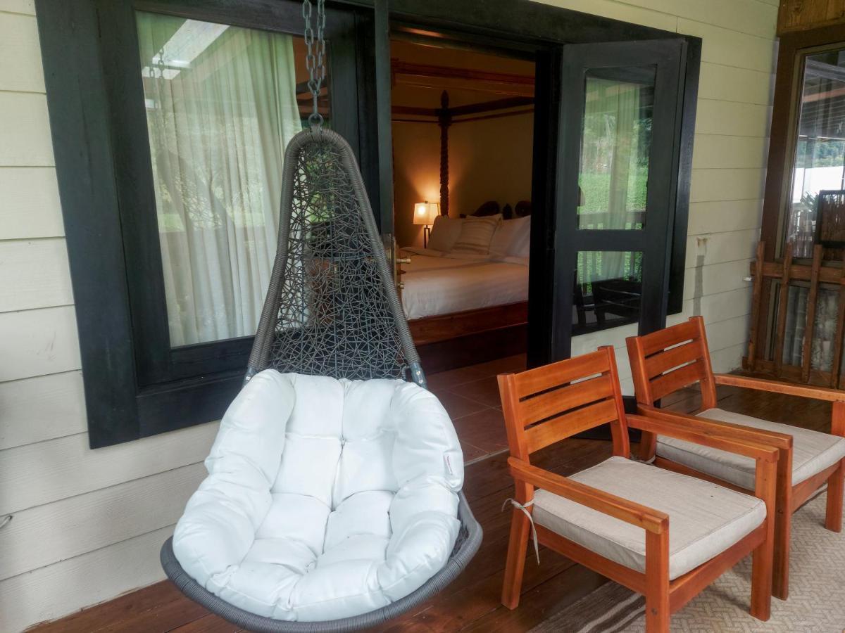 The Riverside Inn Boquete Exterior photo